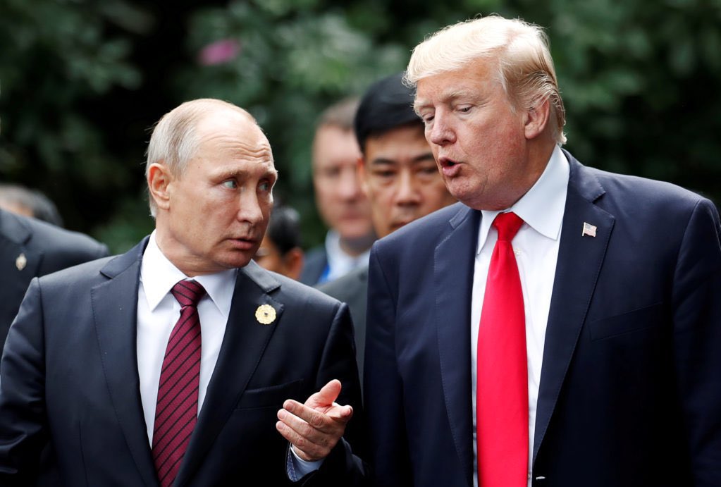 Russia and the United States call for an urgent UNSC meeting regarding Syria.