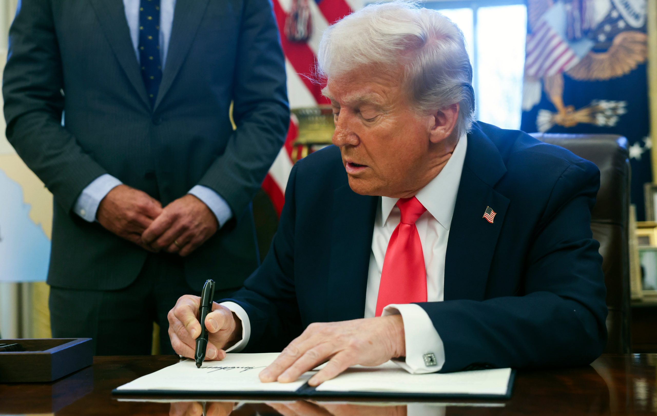 Trump’s Order to Make English the Official Language Sparks Concerns
