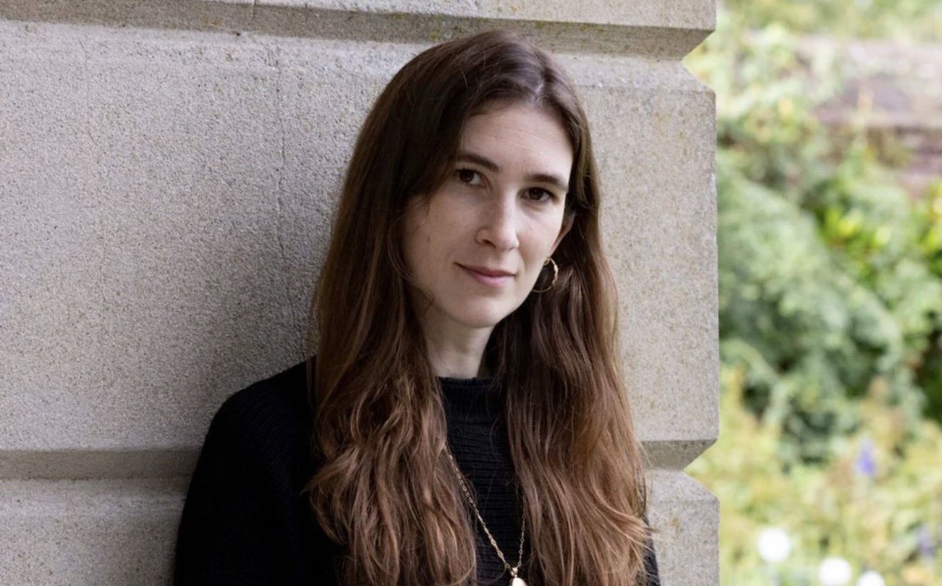 Oxford Academic Warns AI Could Allow Students to Graduate Without Reading Books